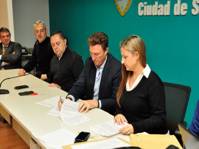 El intendente García Aresca participó de apertura de sobres para licitar obras en el loteo LOTENGO 