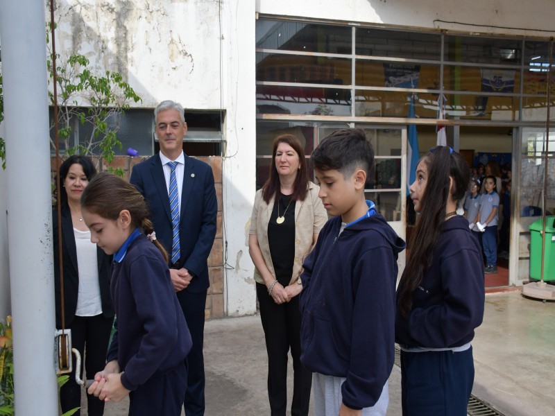 La Escuela Rafael Núñez celebró su 90° aniversario con emoción, historia y compromiso con la educación