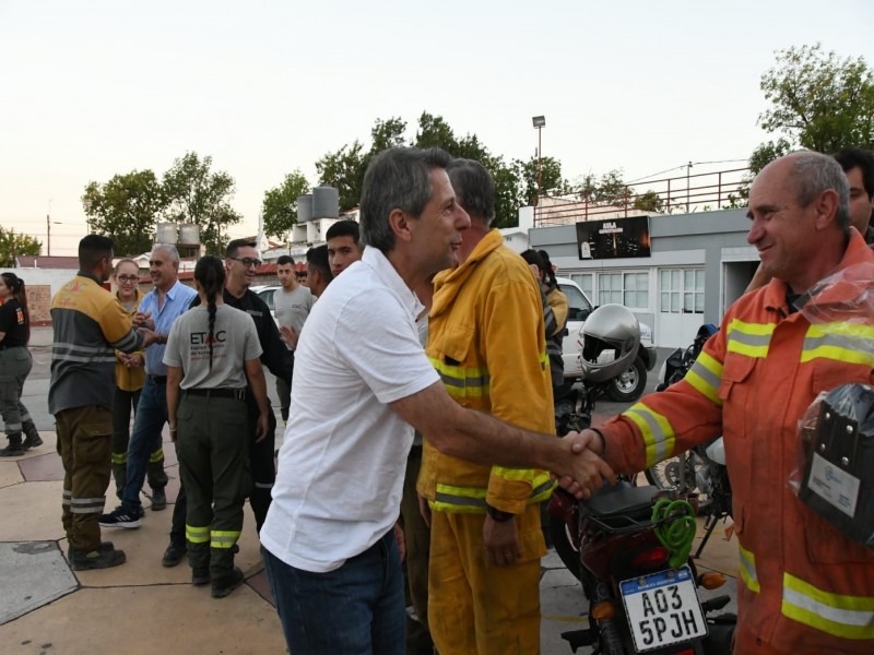 Bernarte reconoció a quienes colaboraron tras el temporal