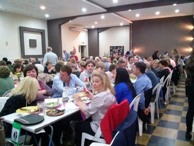 El intendente compartió tradicional cena del Divino Niño