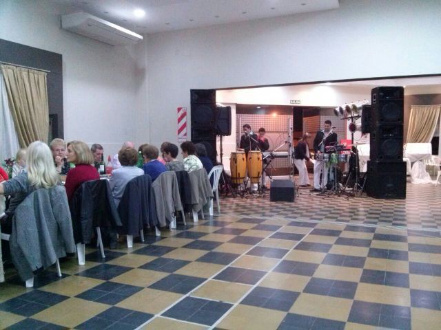 El intendente compartió tradicional cena del Divino Niño