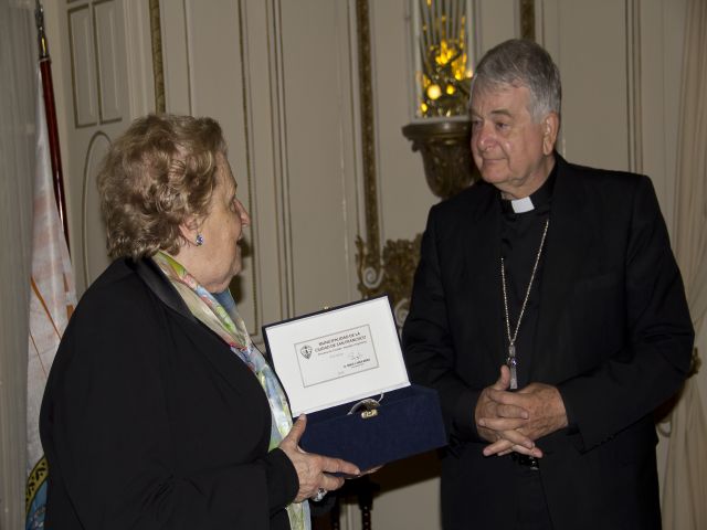 Autoridades municipales recibieron al nuncio apostólico