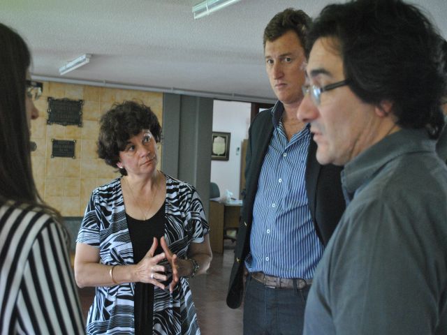 García Aresca recorrió las escuelas José M. Paz y José B. Iturraspe