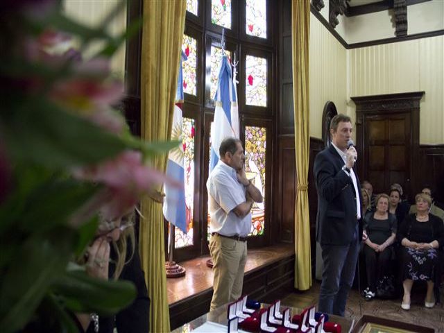 Se reconoció a empleados municipales
