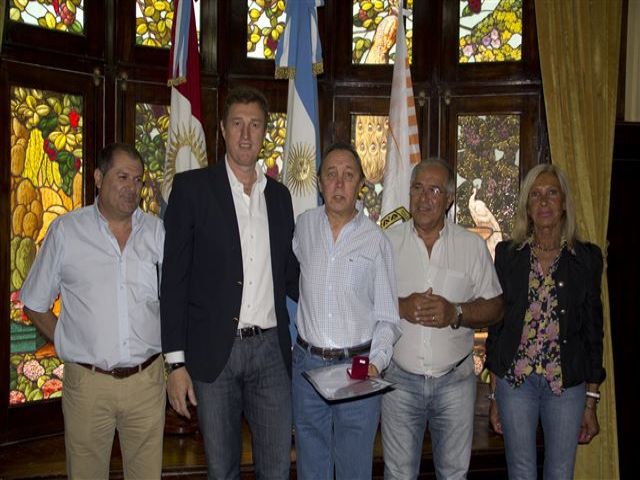 Se reconoció a empleados municipales