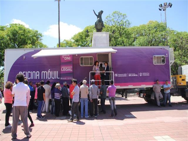 Ya se encuentra en nuestra ciudad la Oficina Móvil 