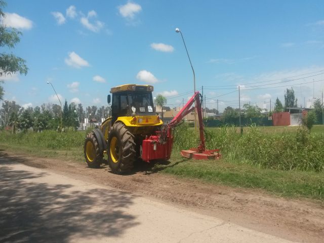 El intendente García Aresca supervisó el funcionamiento de nueva máquina