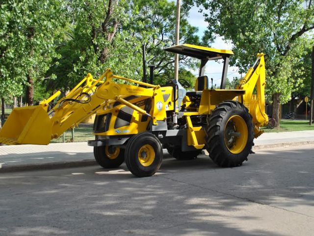 Se incorporó nueva maquinaria al parque automotor municipal