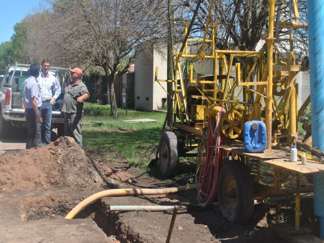 Cordón cuneta para El Prado y mejoras en calles