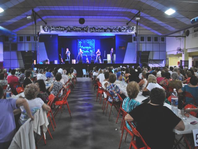 Se realizó la Cena Ayuno de la Parroquia Santa Rita