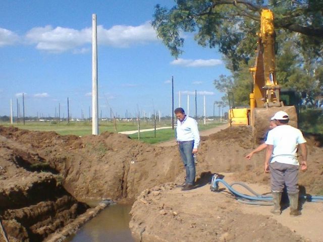 Avanza obra para mejorar el desagüe en el sector norte