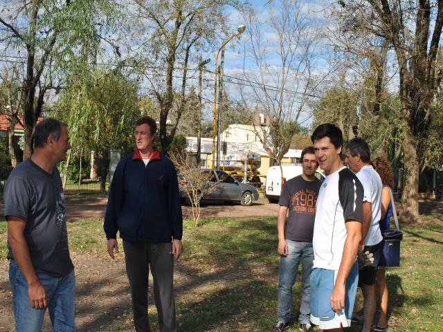 El intendente García Aresca participó de la reforestación de Plaza El Prado 