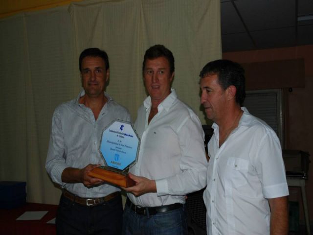 García Aresca participó de la cena organizada por  la Asociación de Bochas 