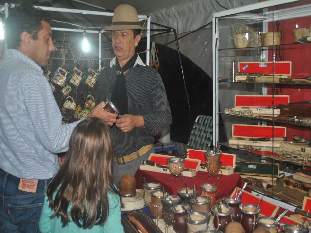 Exitosa Feria Nacional de Artesanías y Manualistas