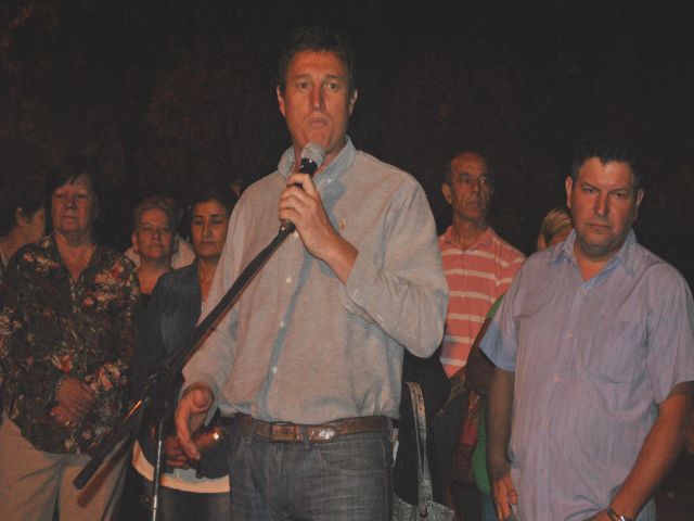 García Aresca inauguró las luces en el Parque Cincuentenario