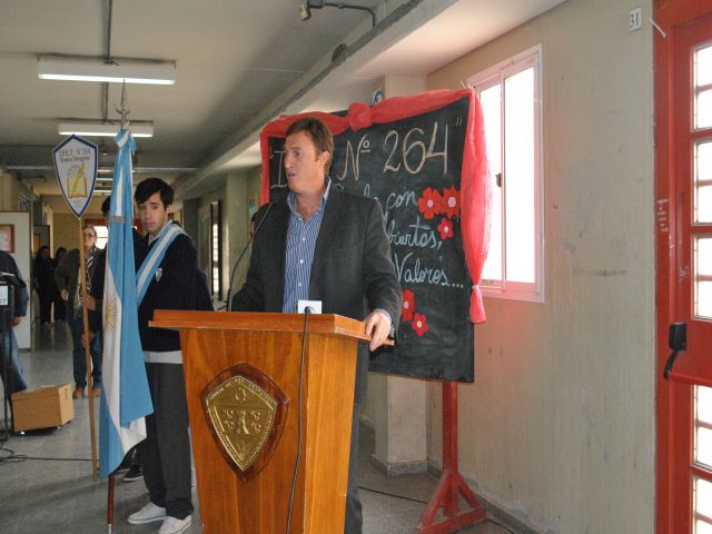 García Aresca inauguró cerramiento perimetral del IPET 264 Teodoro Astegiano