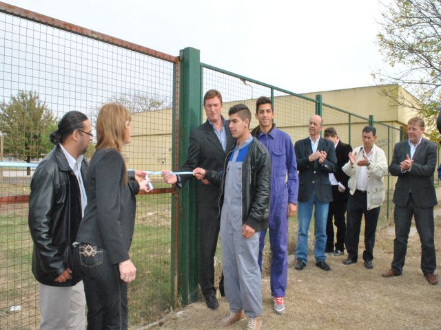 García Aresca inauguró cerramiento perimetral del IPET 264 Teodoro Astegiano