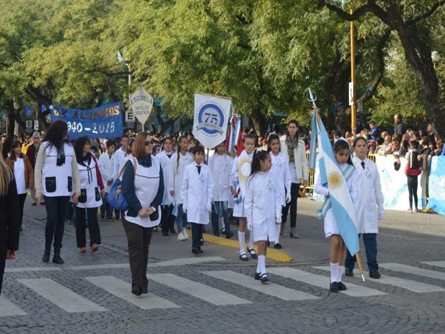 Se llevaron a cabo los festejos por el 25 de Mayo
