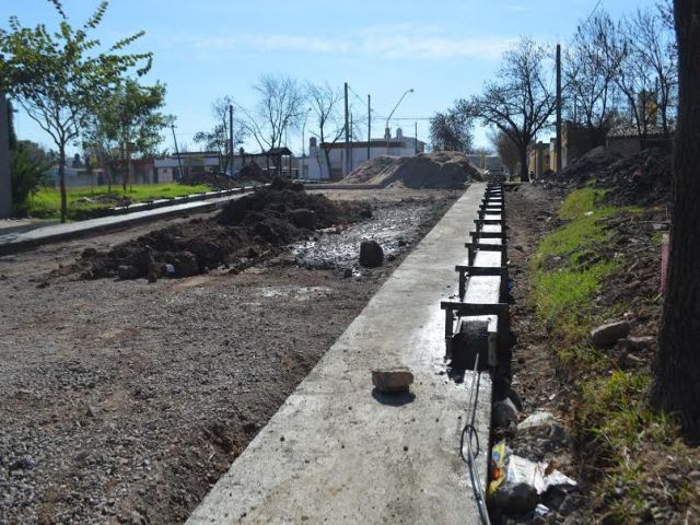 Obra de sistematización de cruces en paso nivel del Ex Ferrocarril Mitre