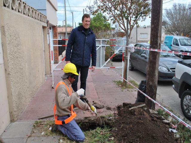 Comenzó la ampliación de la red de gas natural para barrio Sarmiento