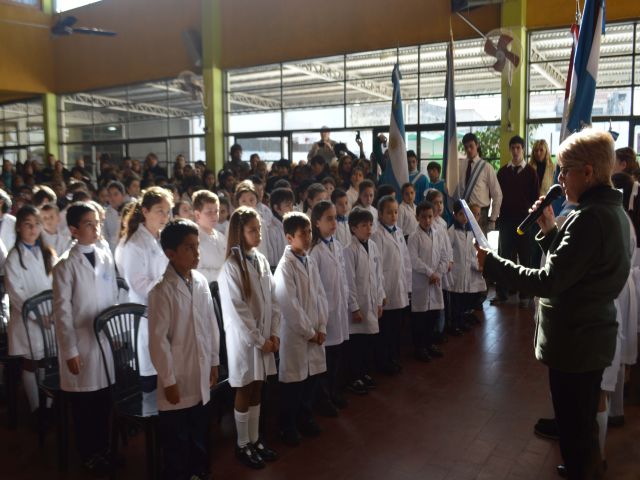 Acto y actividades por el Día de la Bandera