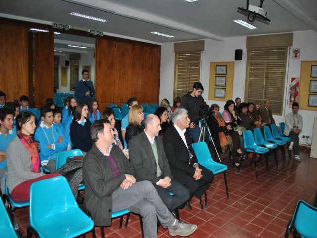 Firma de convenio entre UTN San Francisco y Escuela Proa