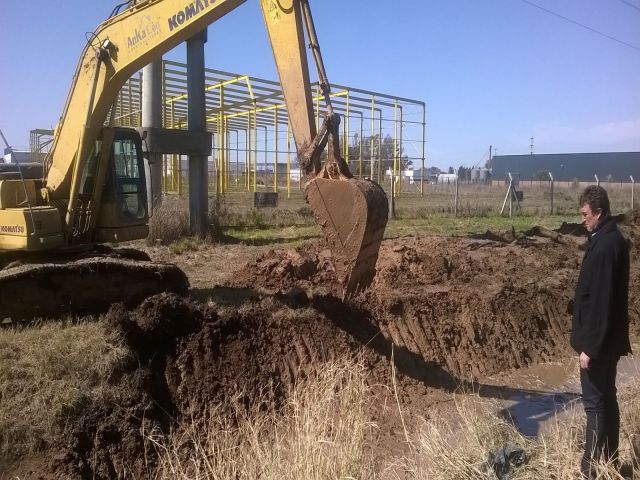 Continúan los trabajos de canalización en la cuenca oeste de la ciudad