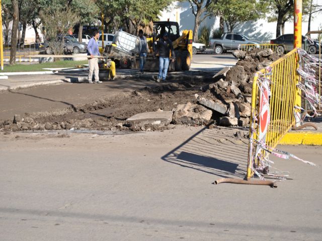 Se reparan las playas de estacionamiento del centro