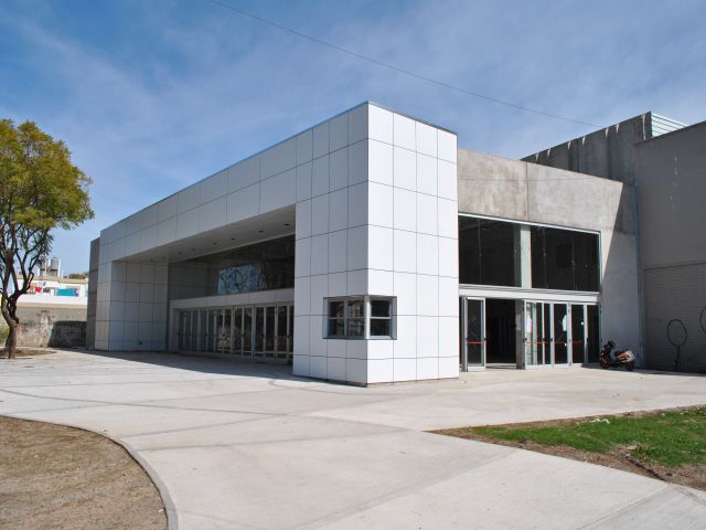 De la Sota visitó San Francisco, recorrió obras y realizó anuncios