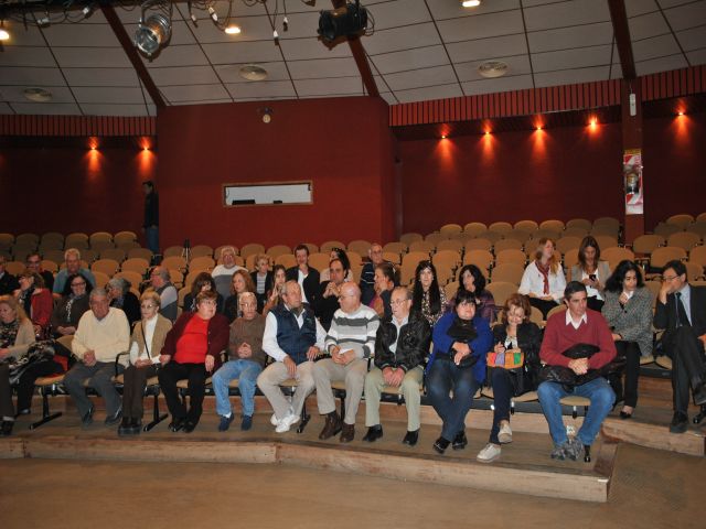 Llaryora entregó 23 escrituras sociales
