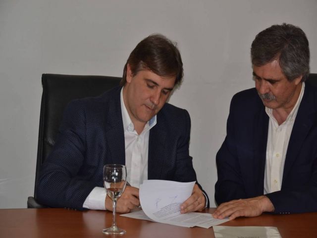 Firmaron convenio para construir el jardín de infantes de la escuela Mitre