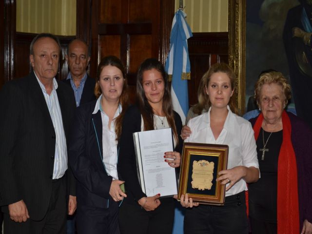 El municipio distinguió a empleados municipales 