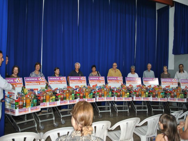 Entrega de premios de la Promoción Primavera 2015 de la Credencial + 65