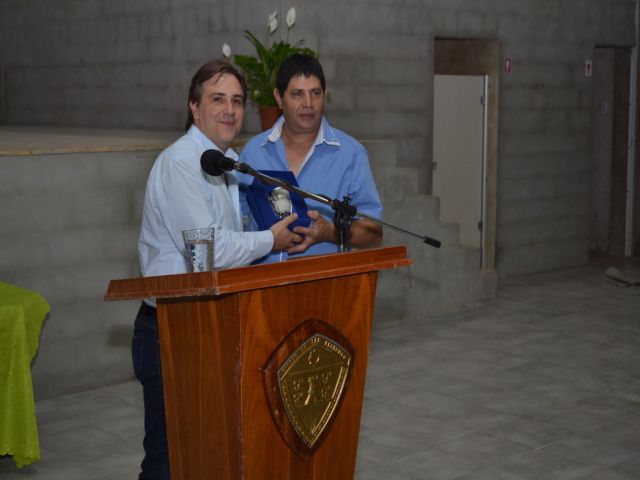 Llaryora inauguró SUM en barrio La Milka 