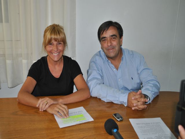 Presentaron las modernas y completas Libretas de Salud Municipal