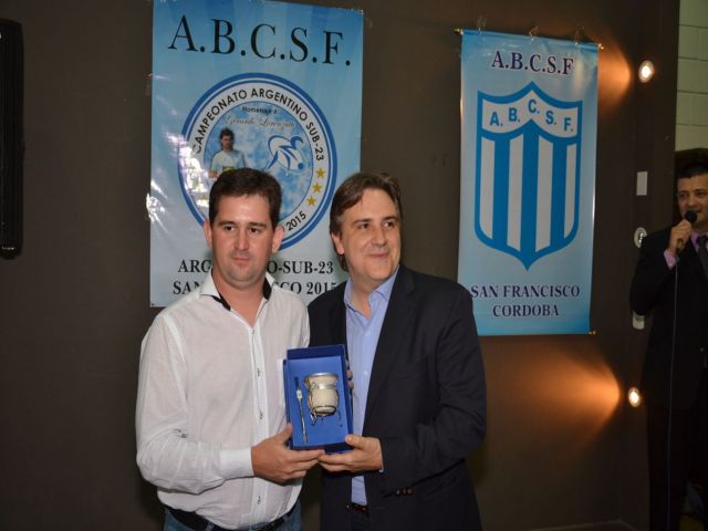 El intendente Martín Llaryora estuvo en la cena del Campeonato Argentino de Bochas sub 23