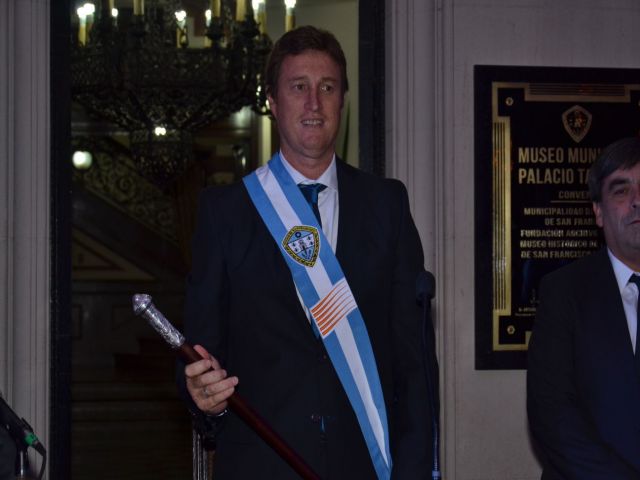 García Aresca asumió como intendente de San Francisco 
