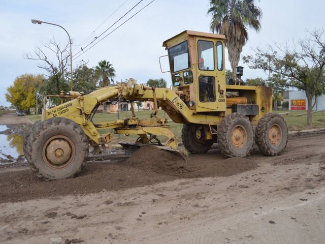 Continúan los trabajos en diversos barrios de la ciudad 