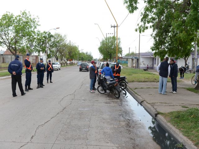 Continúan los controles de tránsito en camino interprovincial
