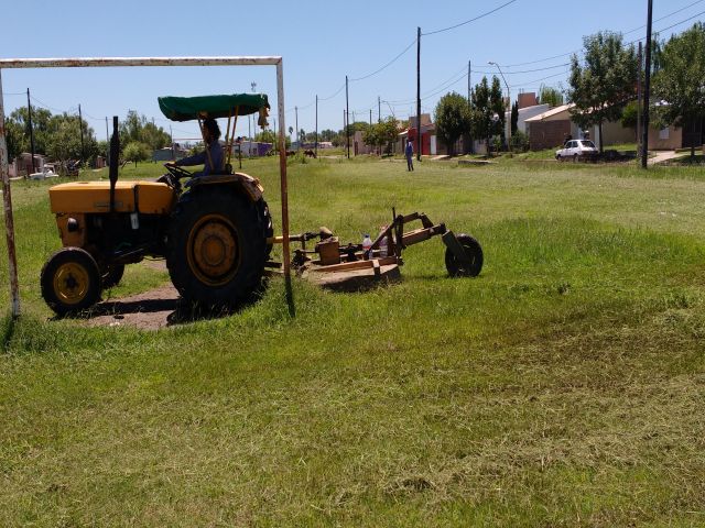 Mantenimiento de espacios verdes y arreglo de calles