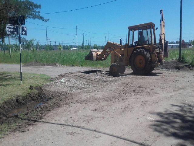 Continúa el Plan Integral de Bacheo y distintas tareas por la ciudad 