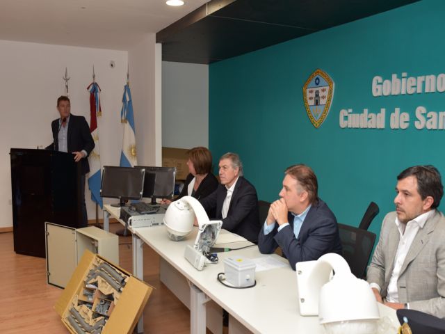 El gobierno provincial entregó 16 nuevas cámaras de seguridad para San Francisco 