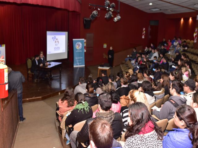 Se presentó el Programa Provincial de Apoyo al Joven Emprendedor