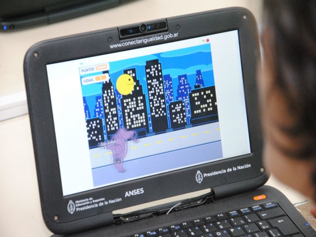 El taller PROAPRENDE JUGANDO: PROGRAMANDO VIDEOJUEGOS, mostró sus producciones