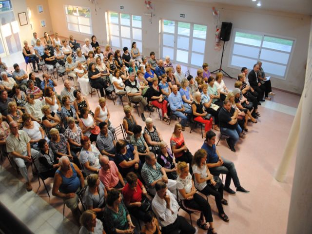 Entregaron certificados a jubilados que participaron de talleres municipales