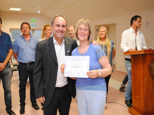 Entregaron certificados a jubilados que participaron de talleres municipales