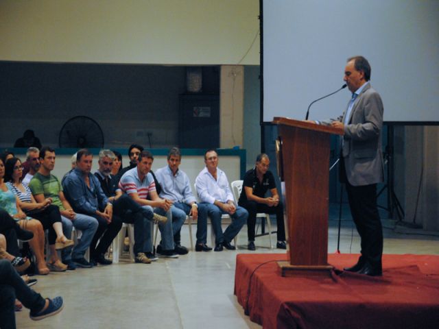 El municipio entregó certificados a egresados de los cursos de capacitación laboral