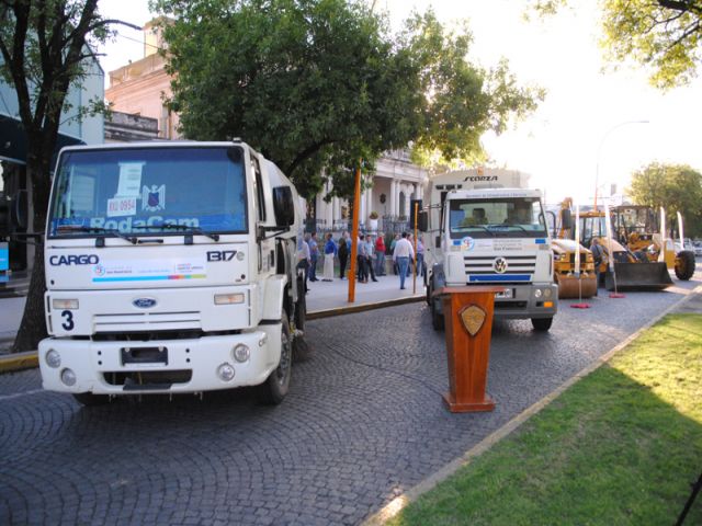El municipio presentó 5 nuevos vehículos 