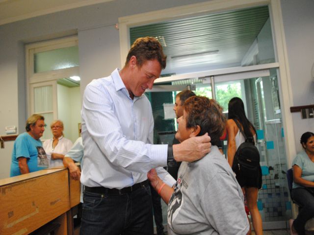 García Aresca entregó módulos alimentarios para celíacos