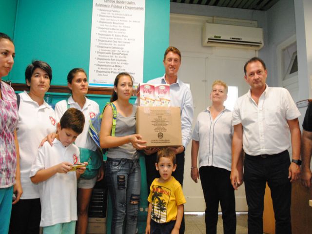 García Aresca entregó módulos alimentarios para celíacos